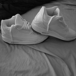 Jordan retro 3s